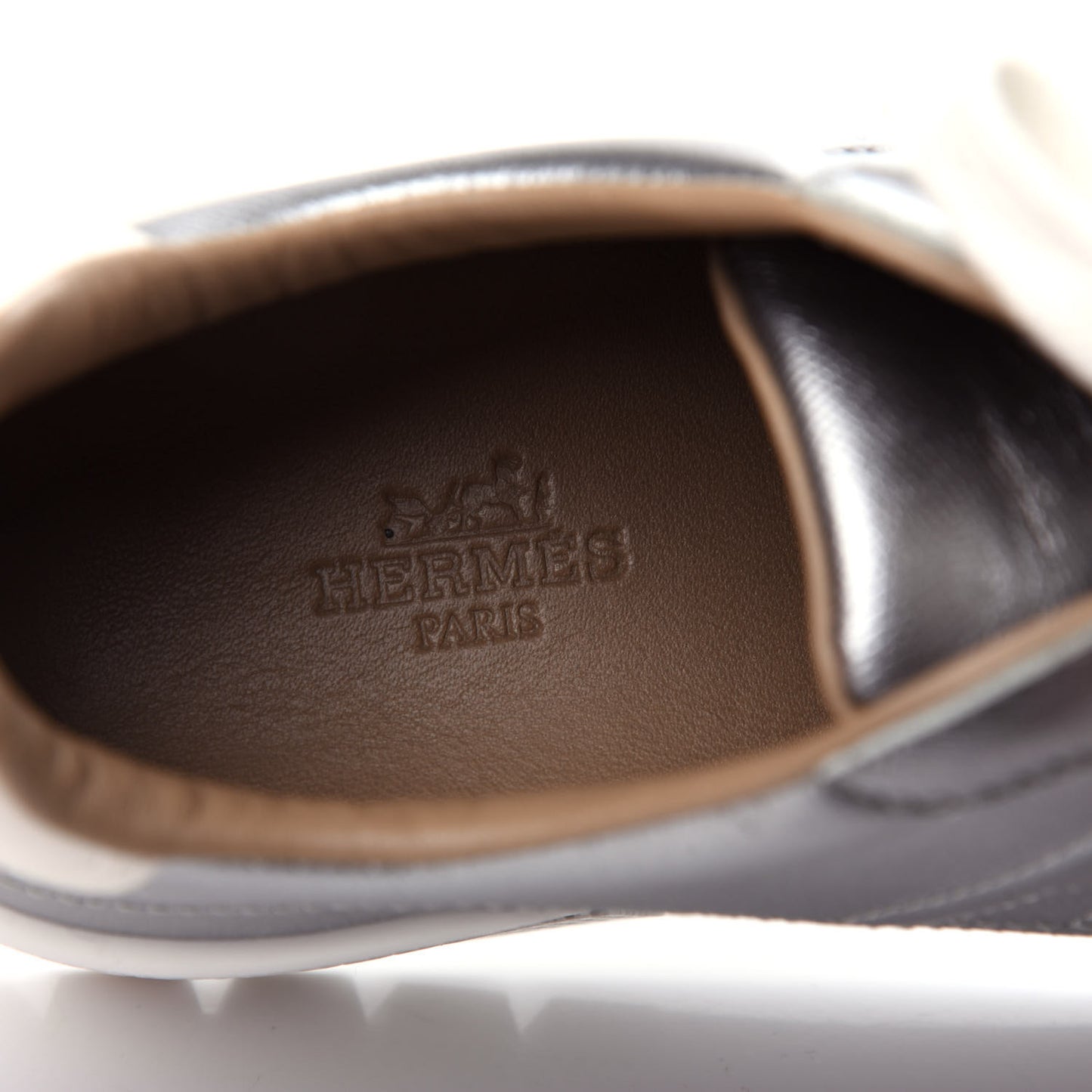 Metallic Epsom Womens Voltage Sneakers 35 Gris Argente Vieilli Black