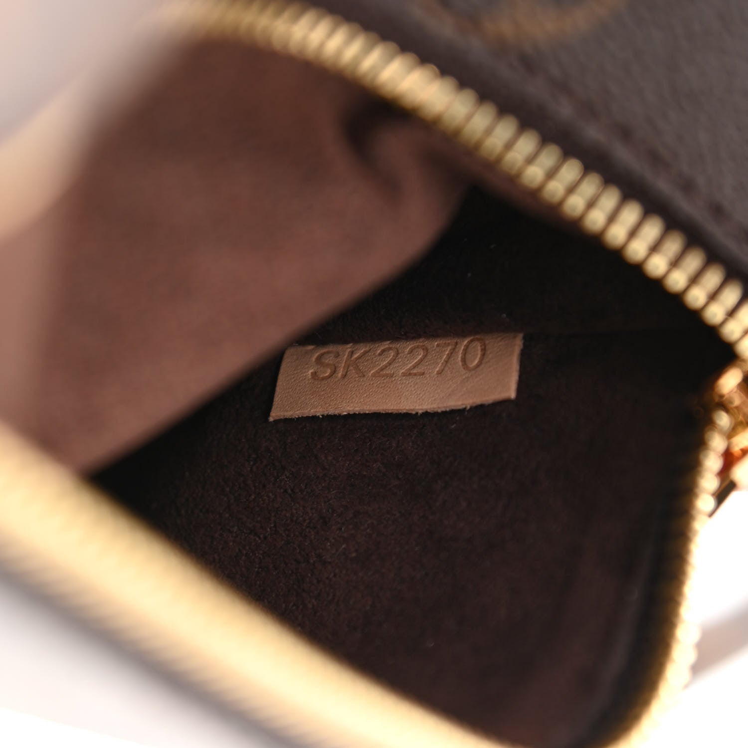 Louis Vuitton Monogram Pochette Metis 7 of 10
