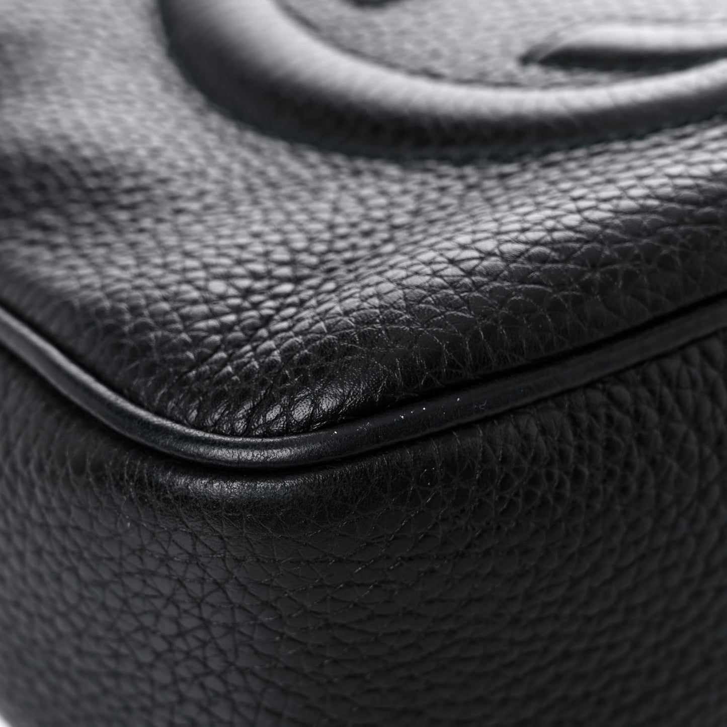 Pebbled Calfskin Small Soho Disco Bag Black