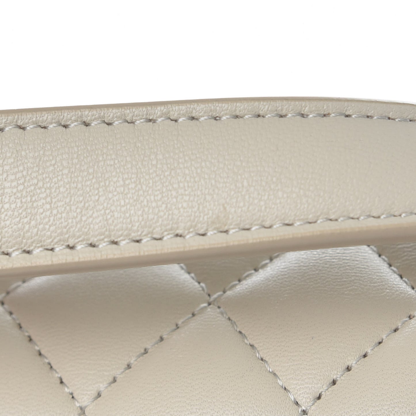 Lambskin Quilted Medium Citizen Chic Flap Ivory
