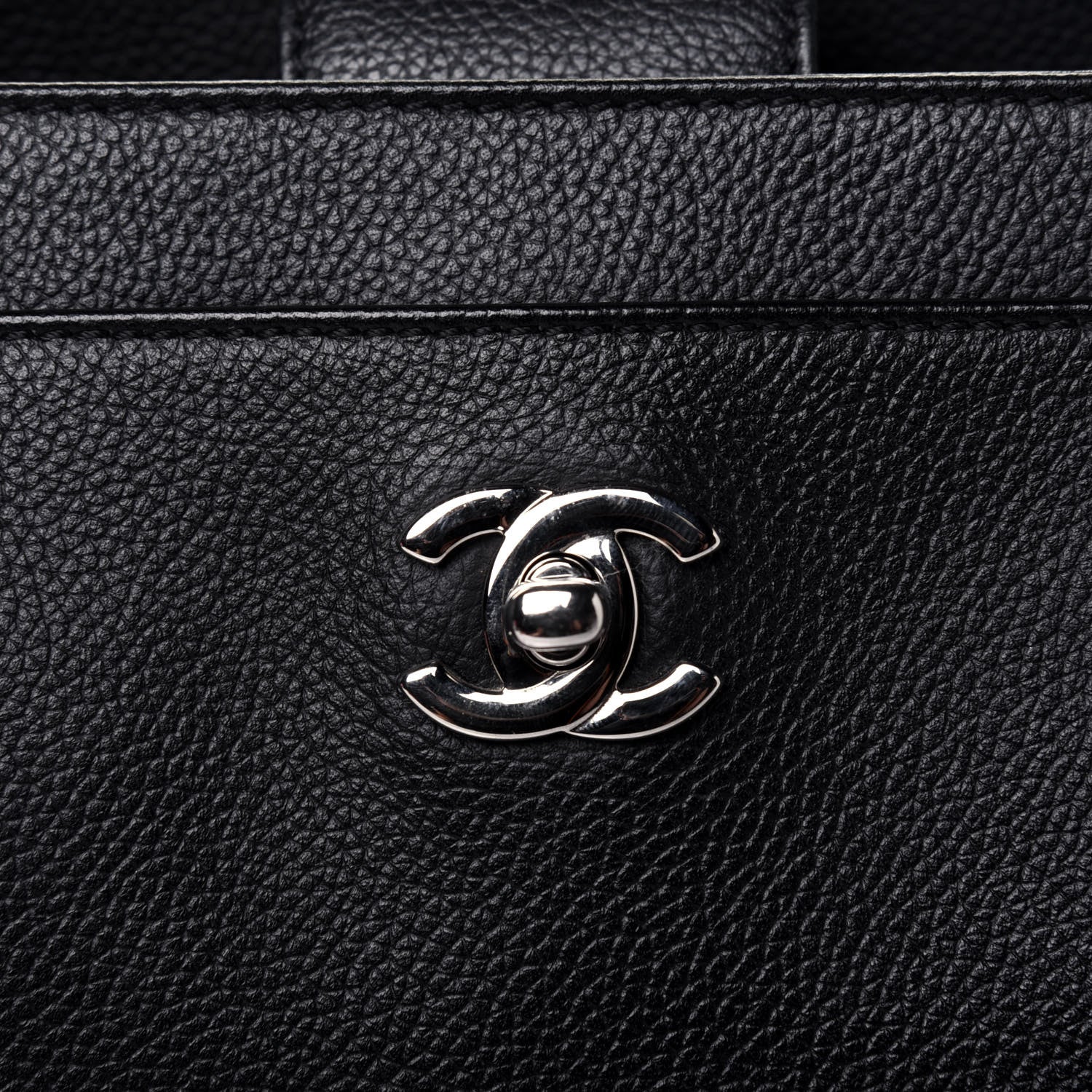 Chanel Calfskin Small Cerf Executive Shopper Tote Black 18 of 22