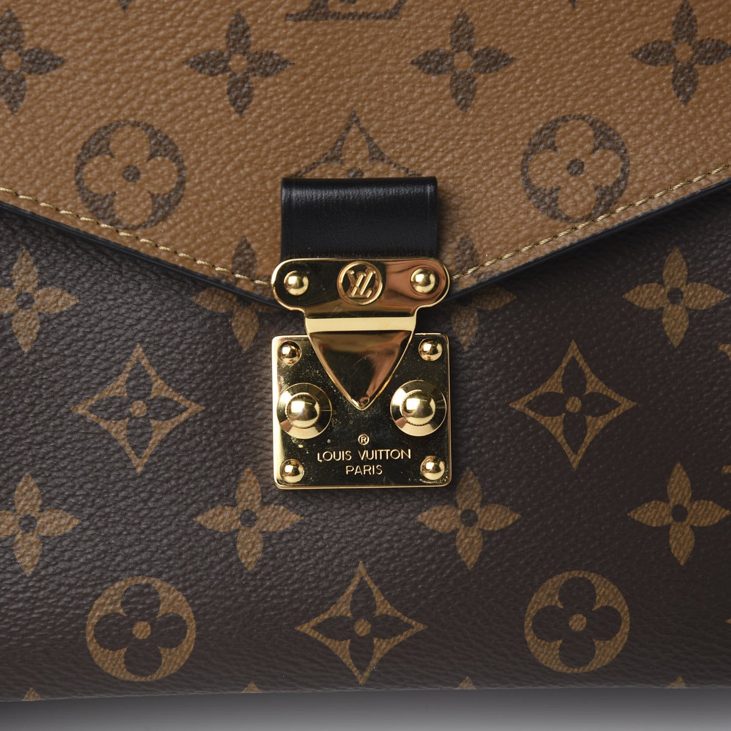 Reverse Monogram Pochette Metis