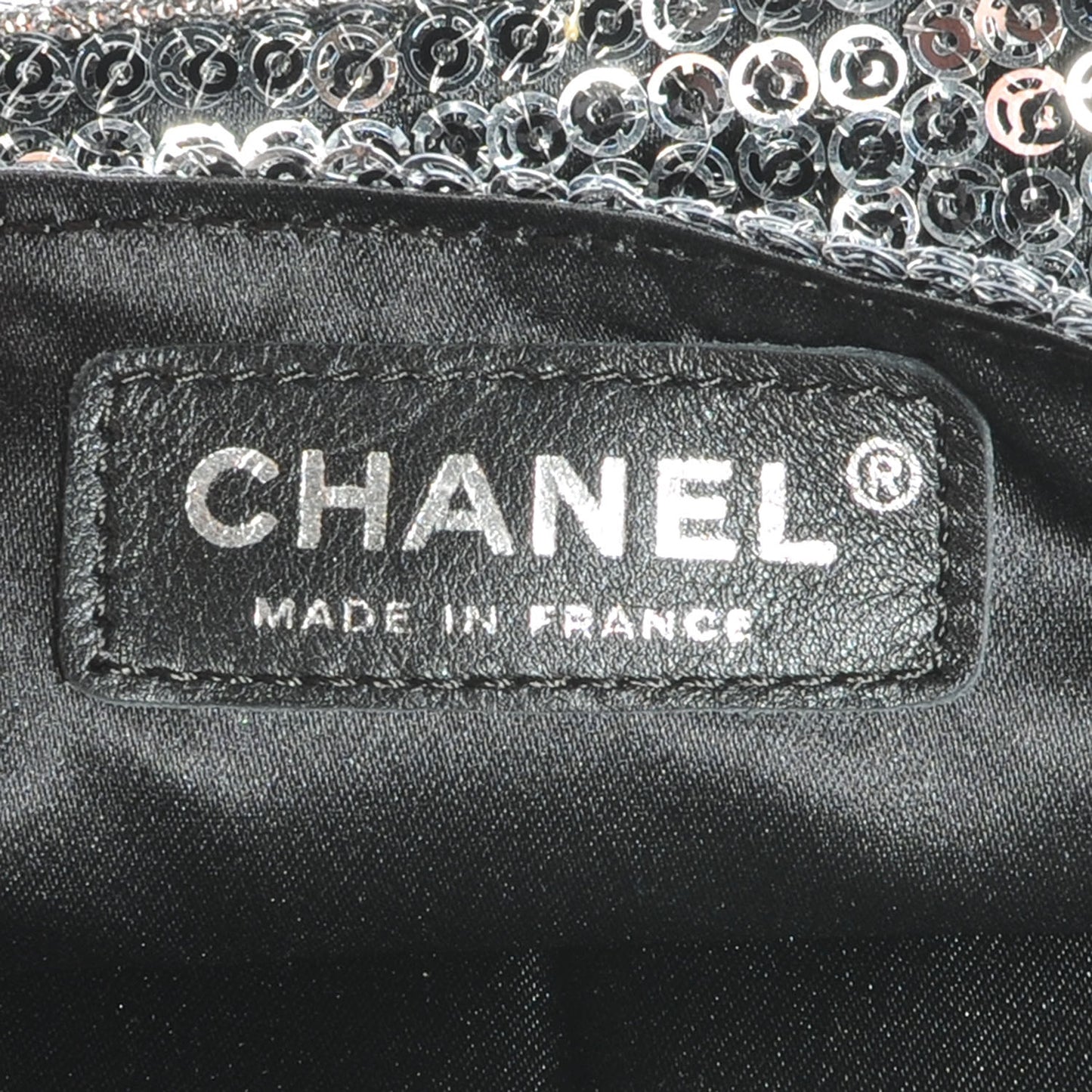 Sequin East West Flap Dark Silver