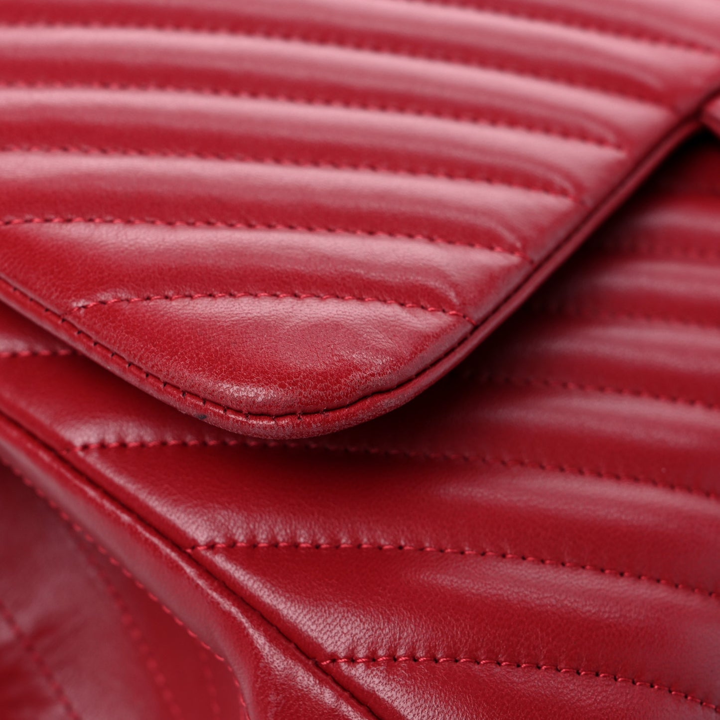 Lambskin Chevron Quilted Jumbo Double Flap Dark Red