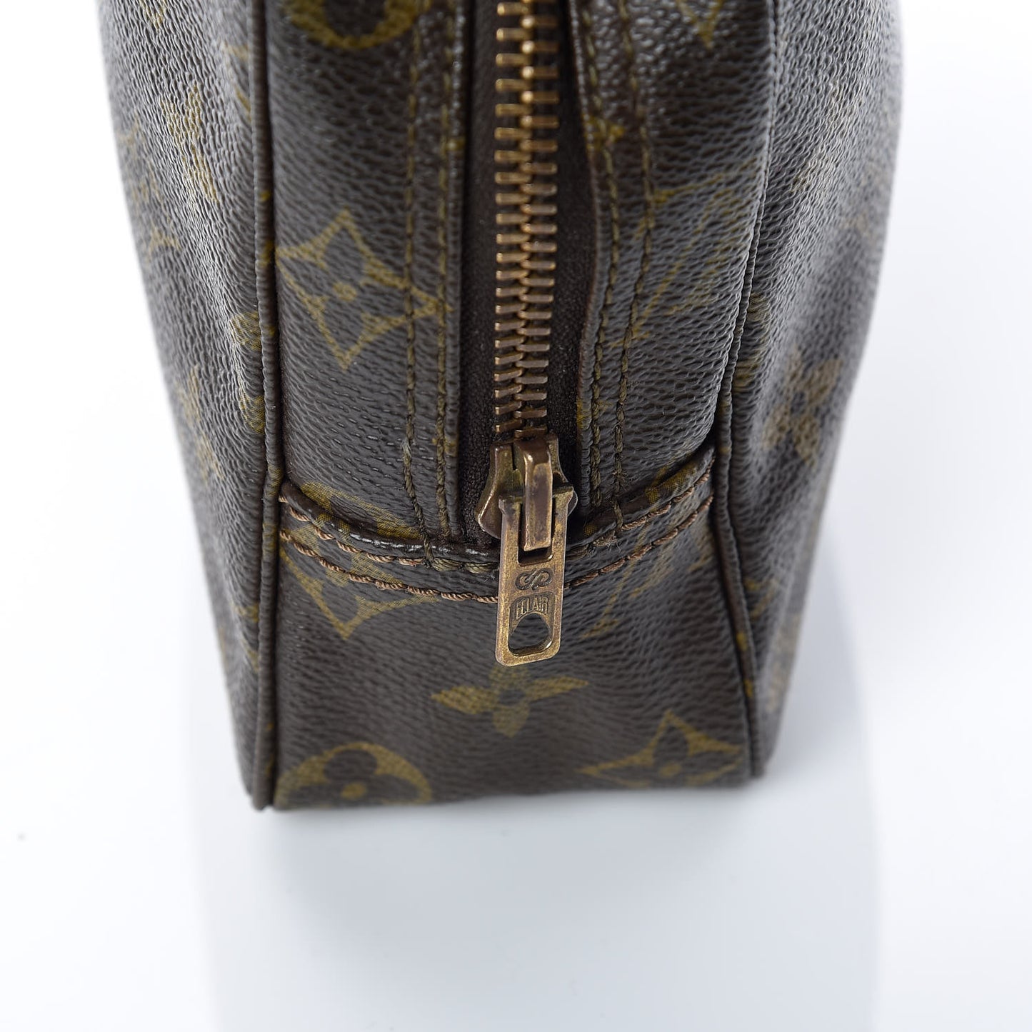 Monogram Trousse Toilette 23