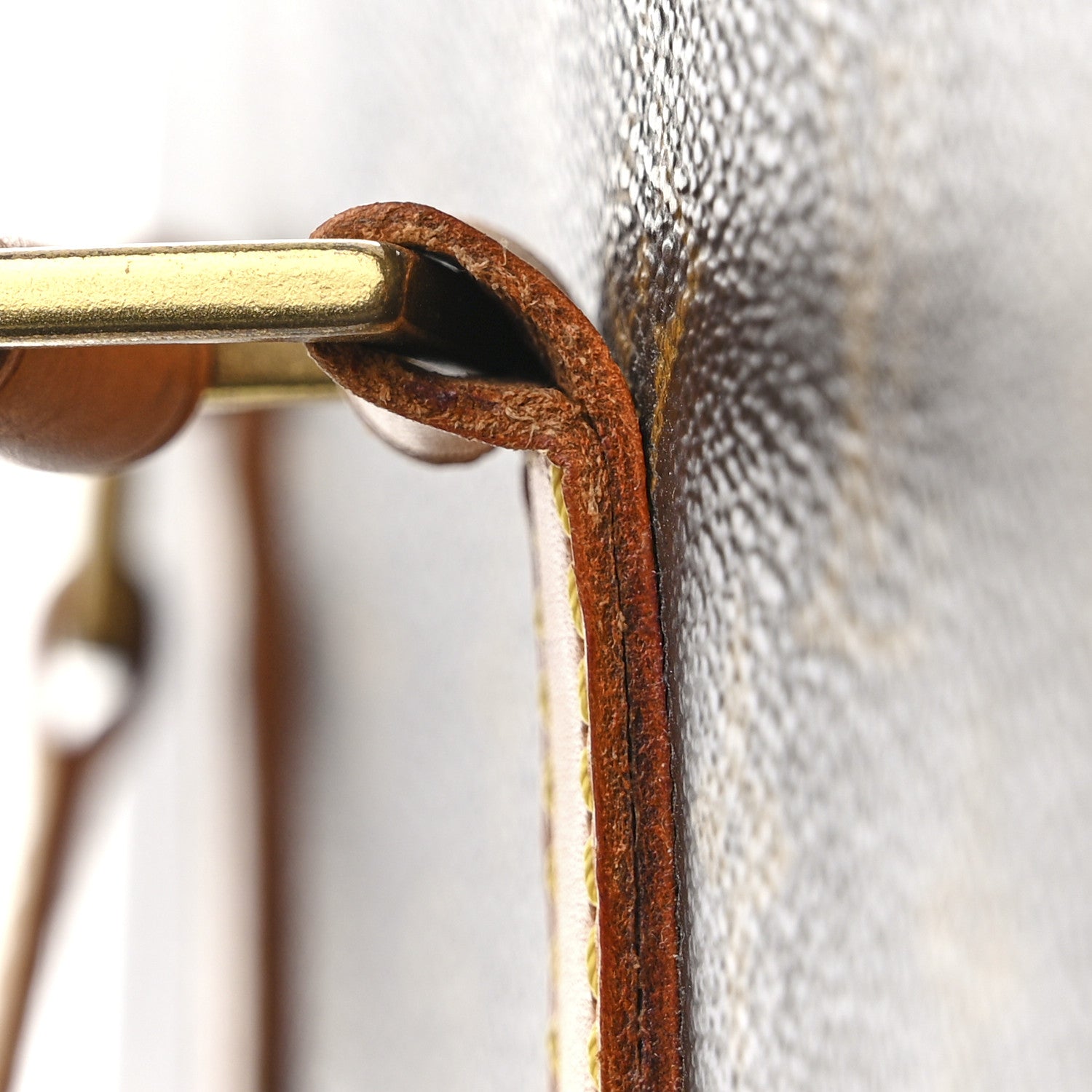 Louis Vuitton Monogram Luco 12 of 14