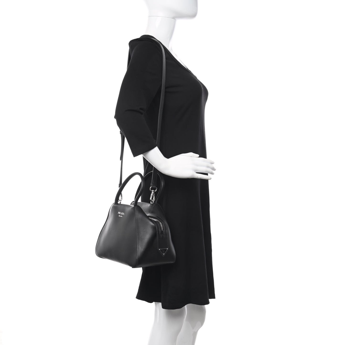 Softy Calfskin Small Supernova Handbag Black
