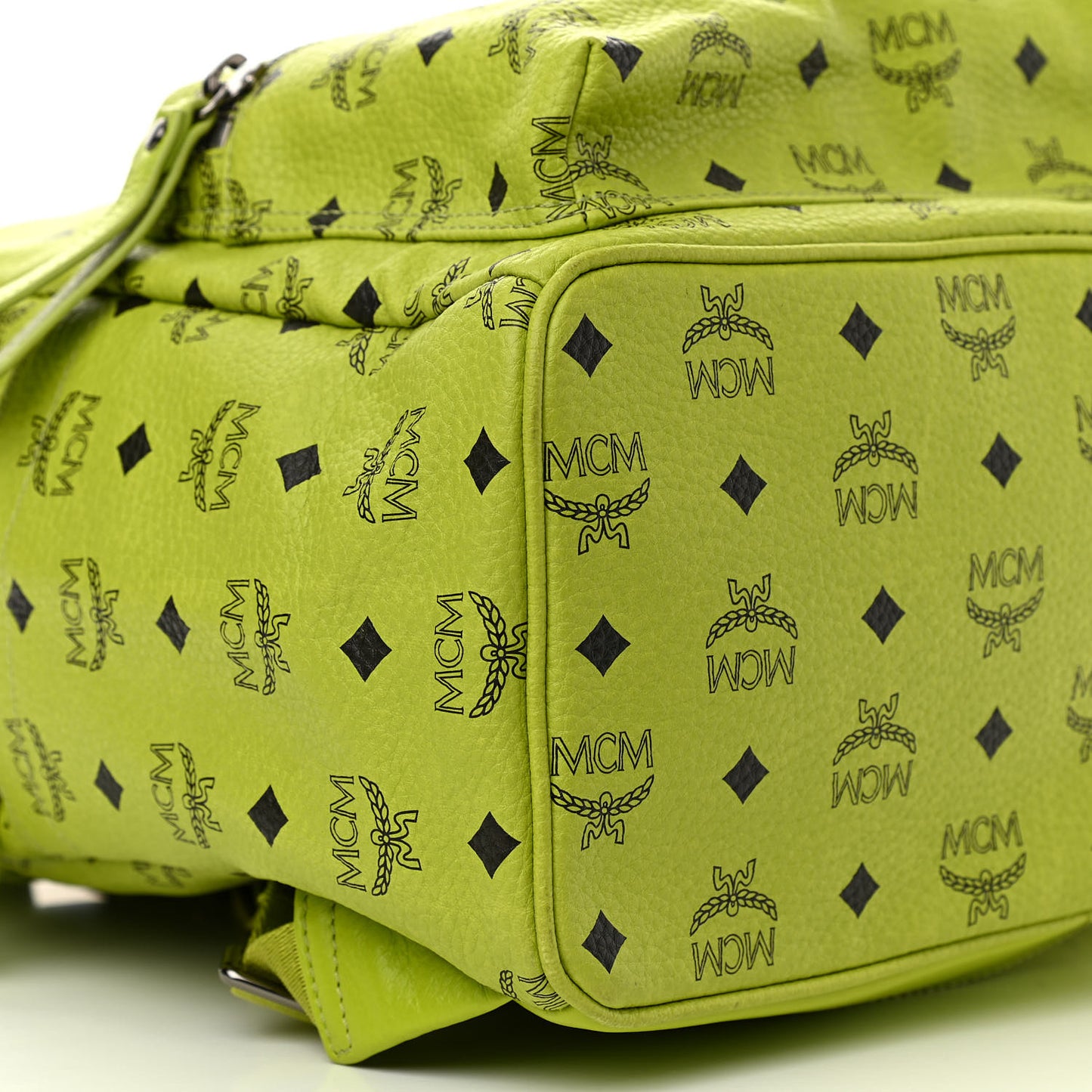 Visetos Crown Stud Medium Stark Backpack Green