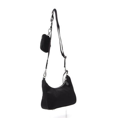 Prada Nylon Re-Edition 2005 Shoulder Bag Black 3 of 9