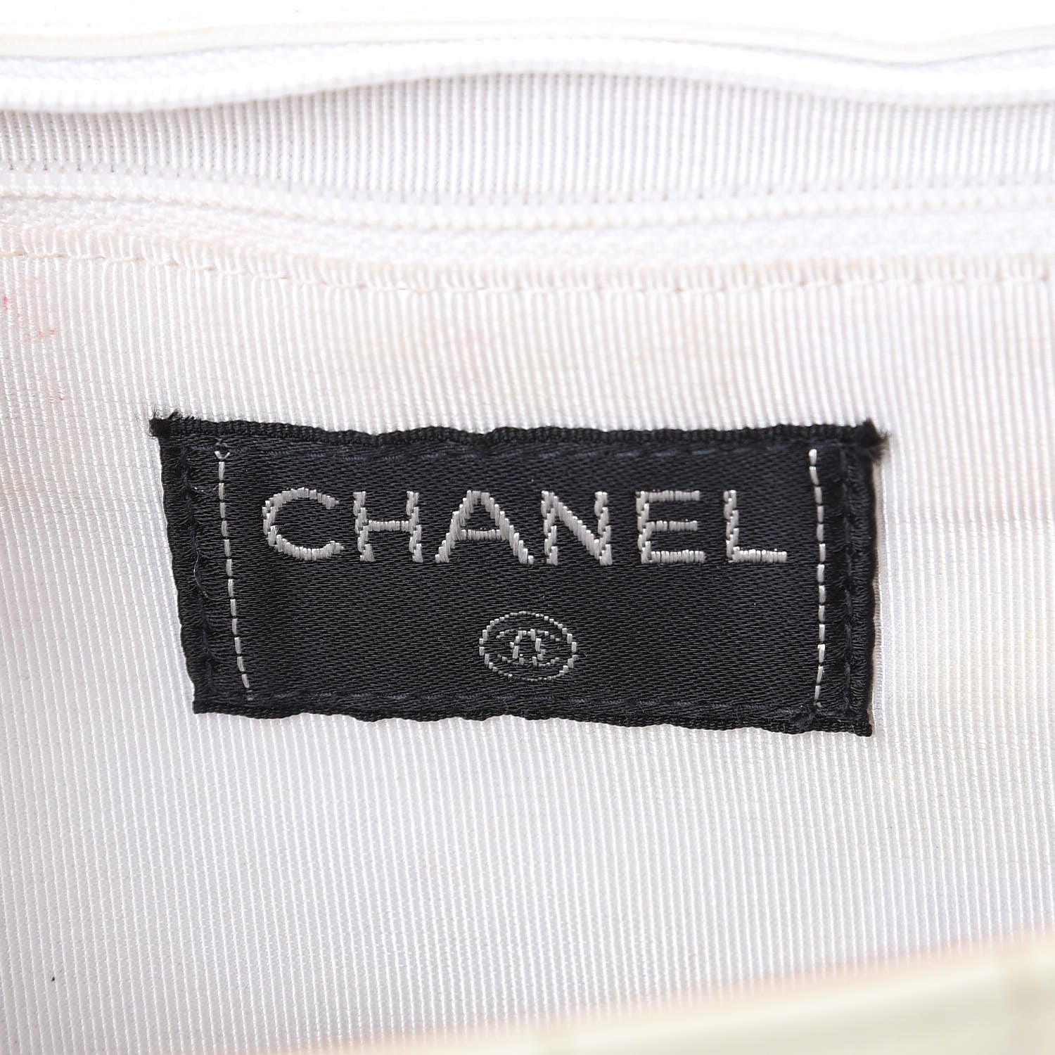 Chanel Patent Chocolate Bar Reissue Single Flap White 8 of 12