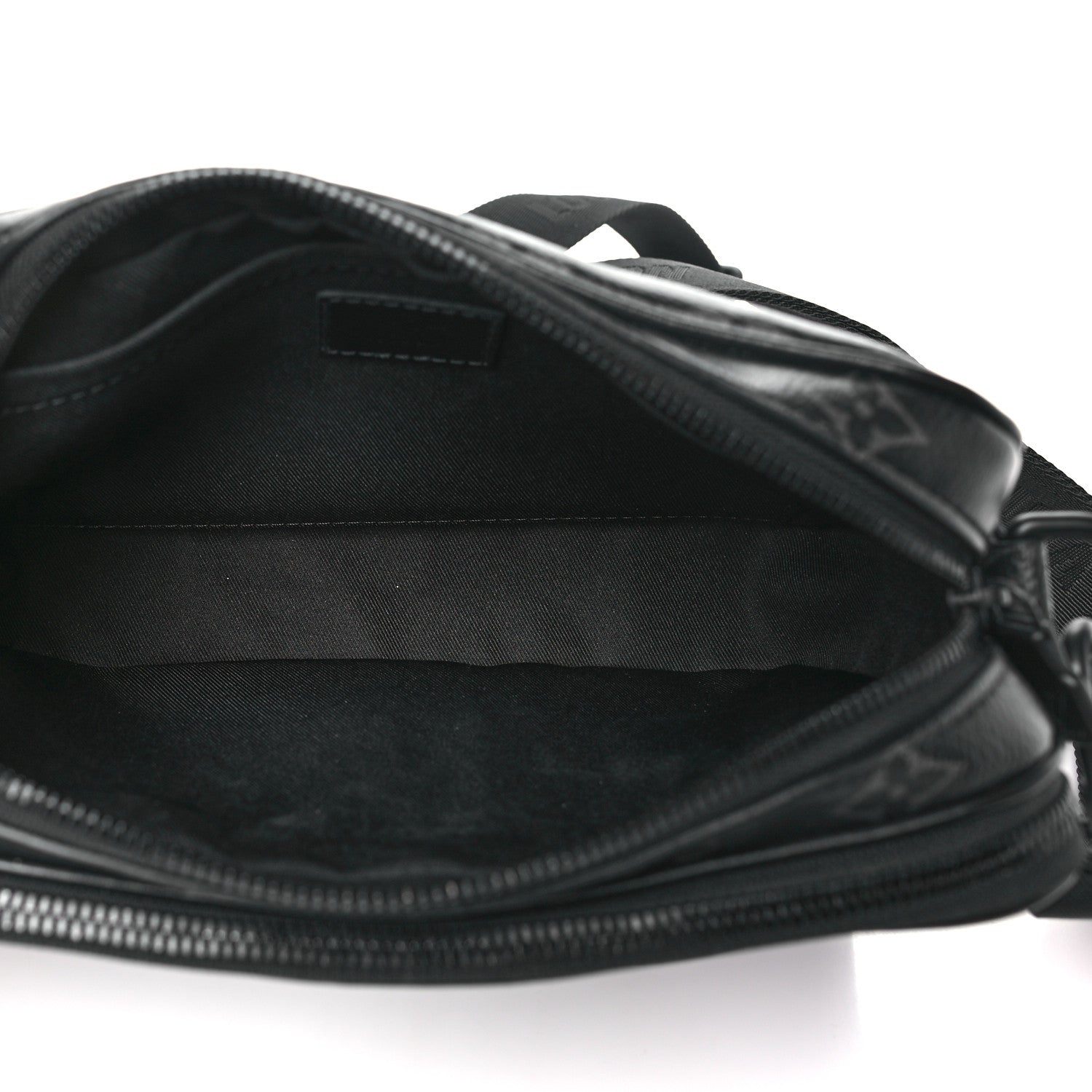 Louis Vuitton Monogram Eclipse Alpha Messenger 5 of 9