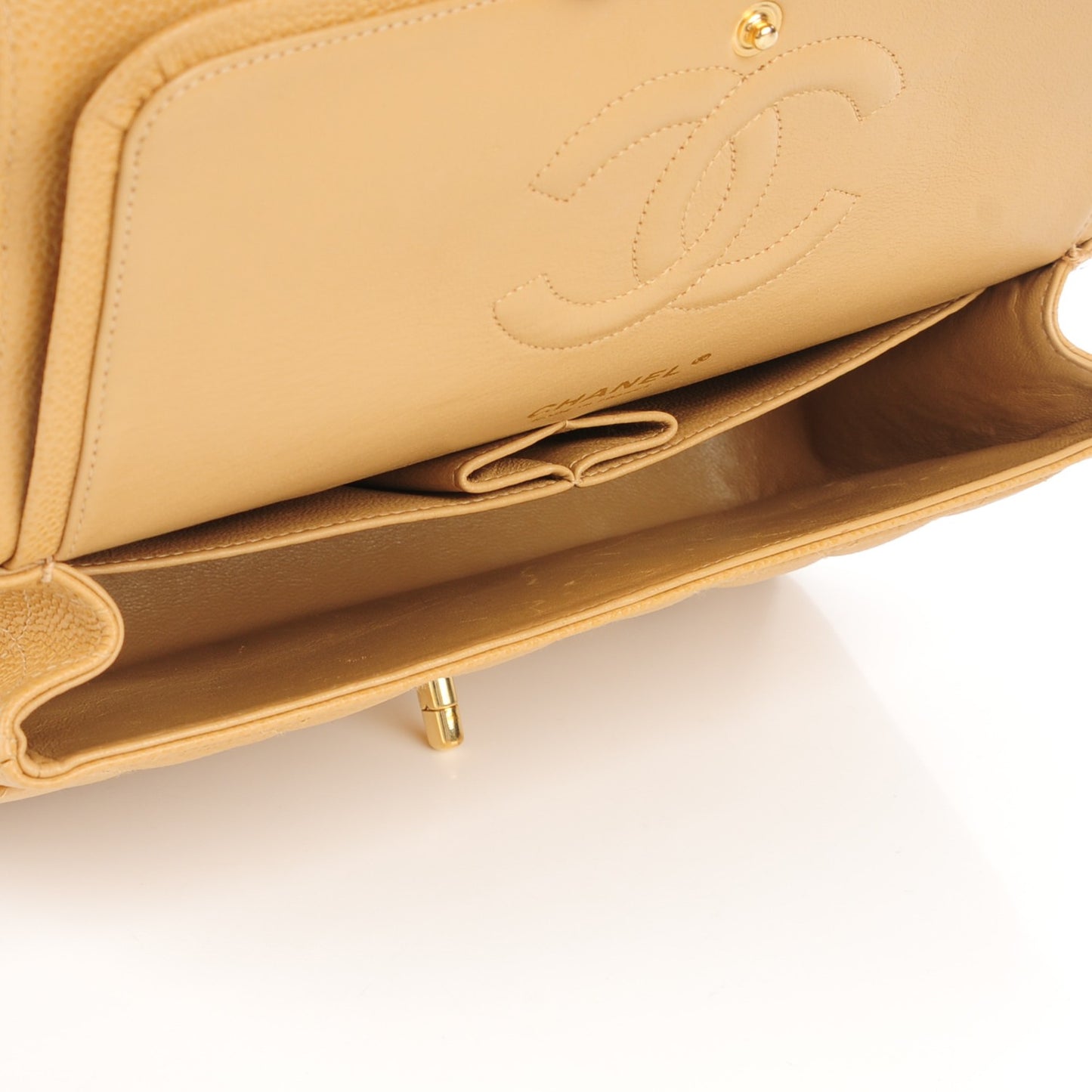 Caviar Quilted Medium Double Flap Beige