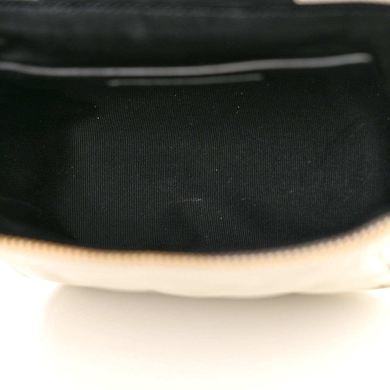 Saint Laurent Grain de Poudre Quilted 80's Vanity Bag Crema Soft 5 of 10