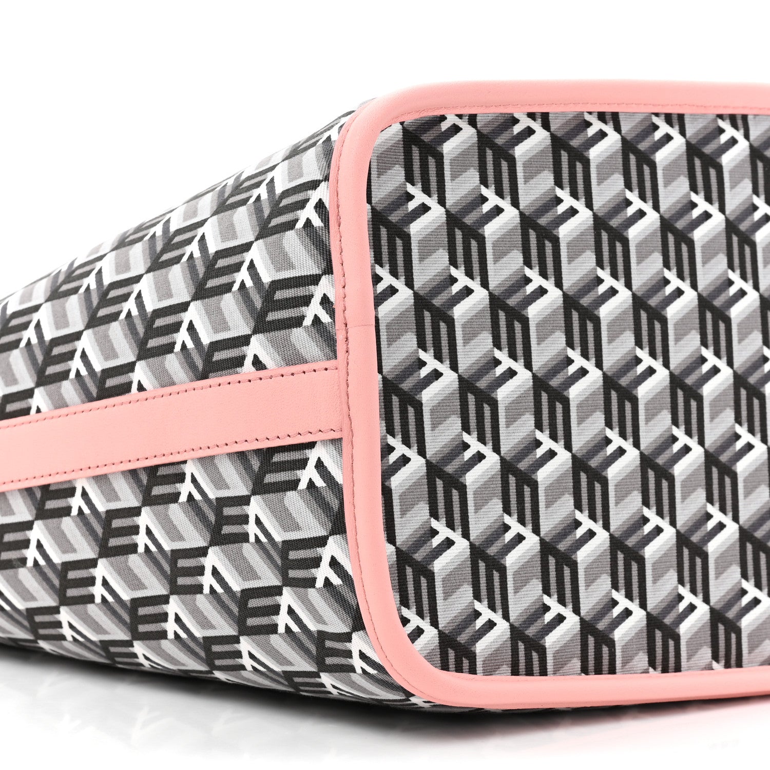 MCM Visetos Medium Liz Reversible Shopper Tote Pink 15 of 15