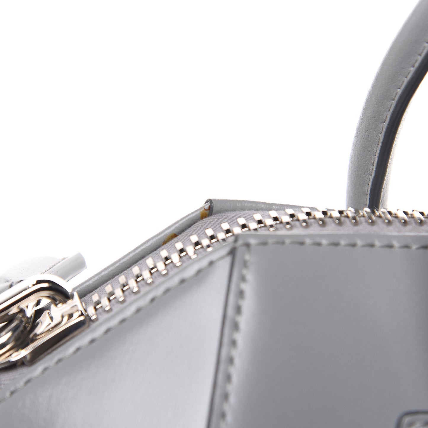 Shiny Lord Calfskin Small Antigona Pearl Grey