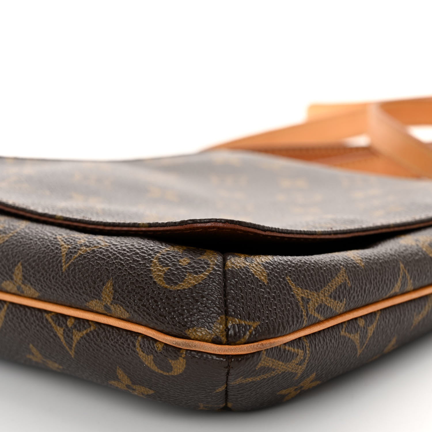 Louis Vuitton Monogram Musette Salsa 9 of 12