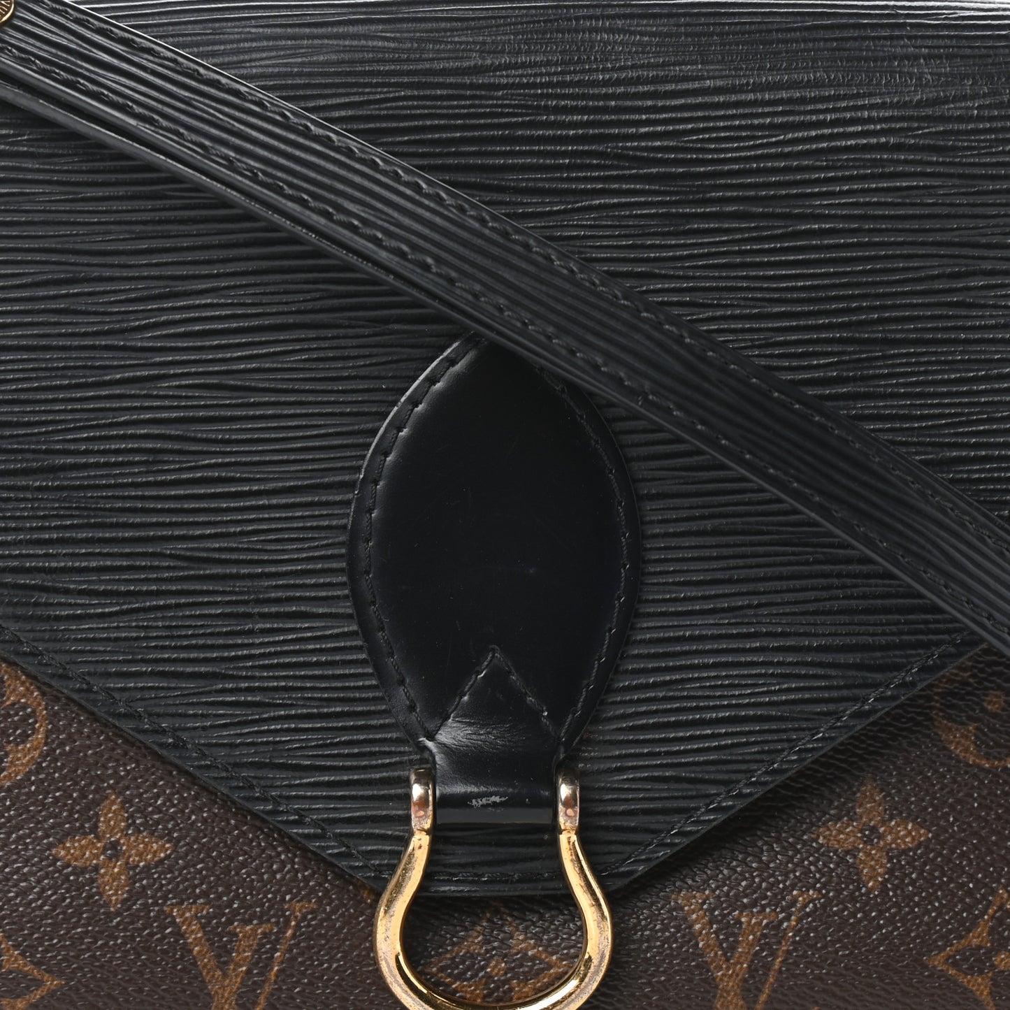 Epi Monogram Saint Michel Black
