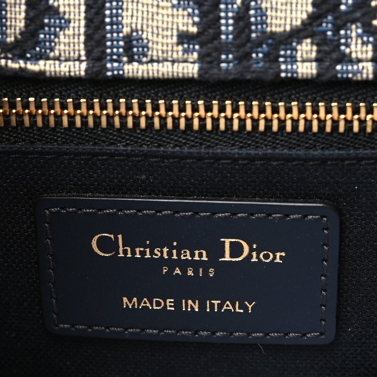 Oblique 30 Montaigne Chain Flap Bag Blue