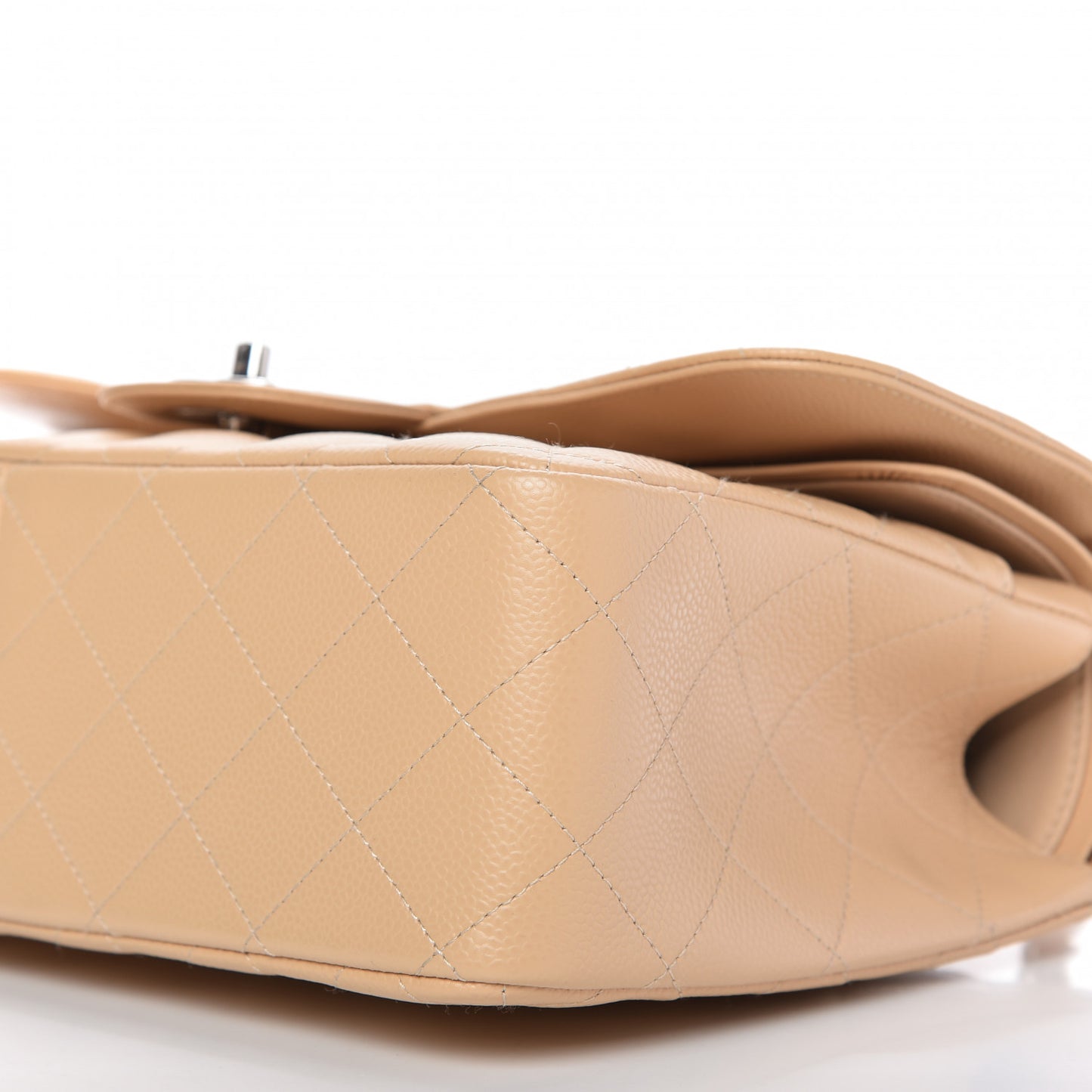Caviar Quilted Jumbo Double Flap Beige Clair