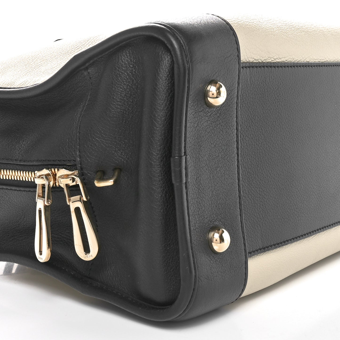 Calfskin Amazona 36 Ivory Black