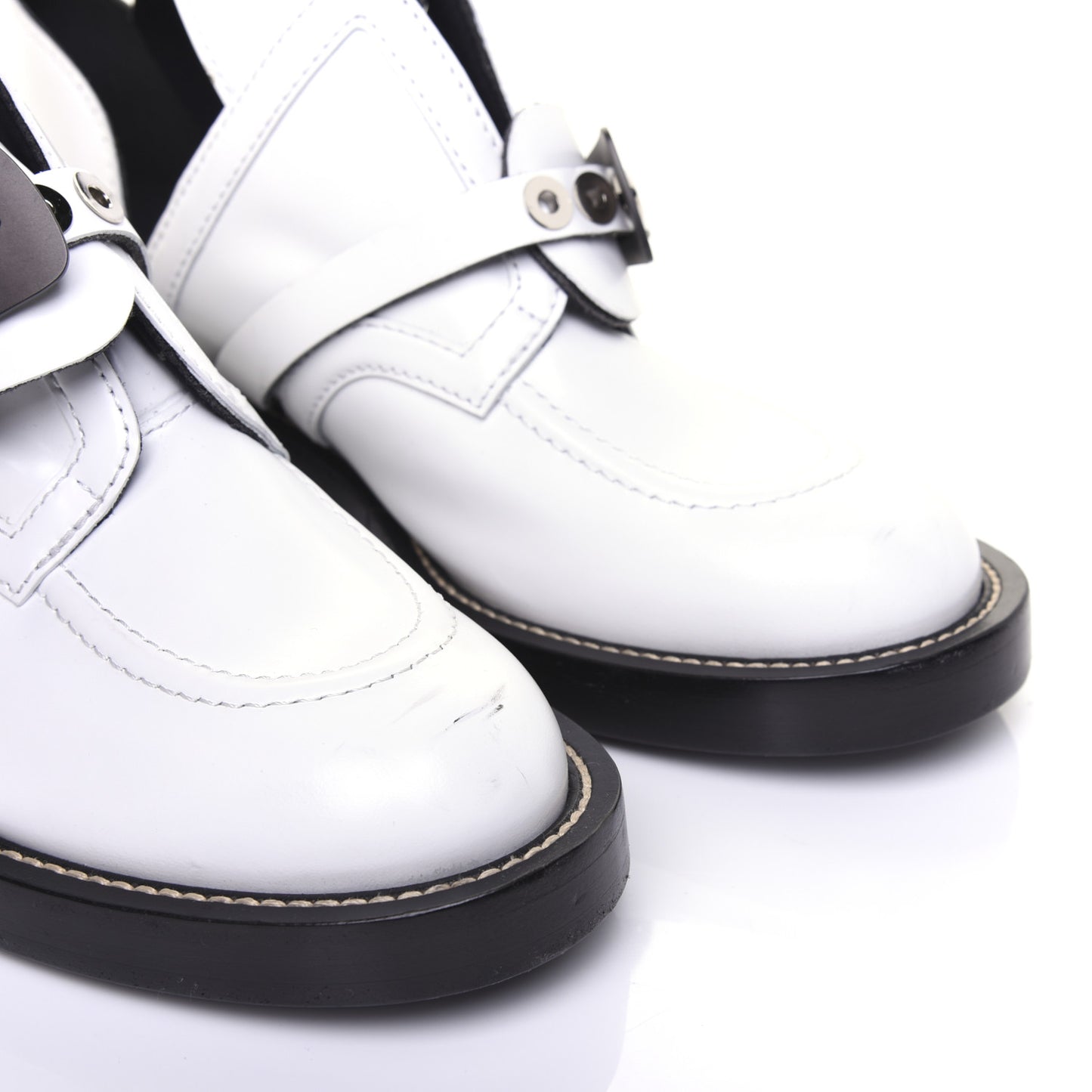 Brushed Calfskin Ceinture Ankle Boots 42 White