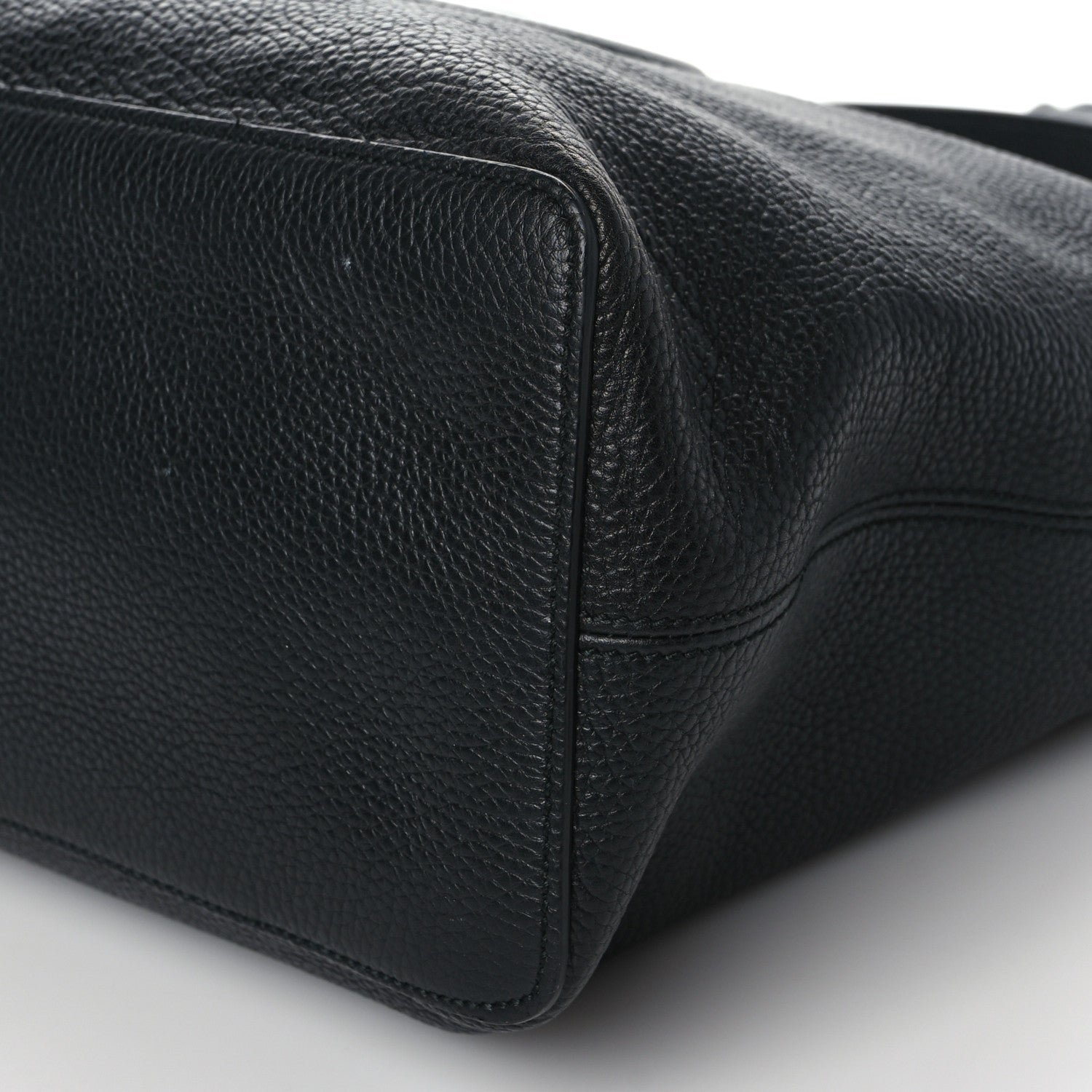 Gucci Pebbled Calfskin Large Soho Hobo Black 9 of 9