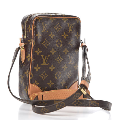 Louis Vuitton Monogram Danube 21 3 of 21