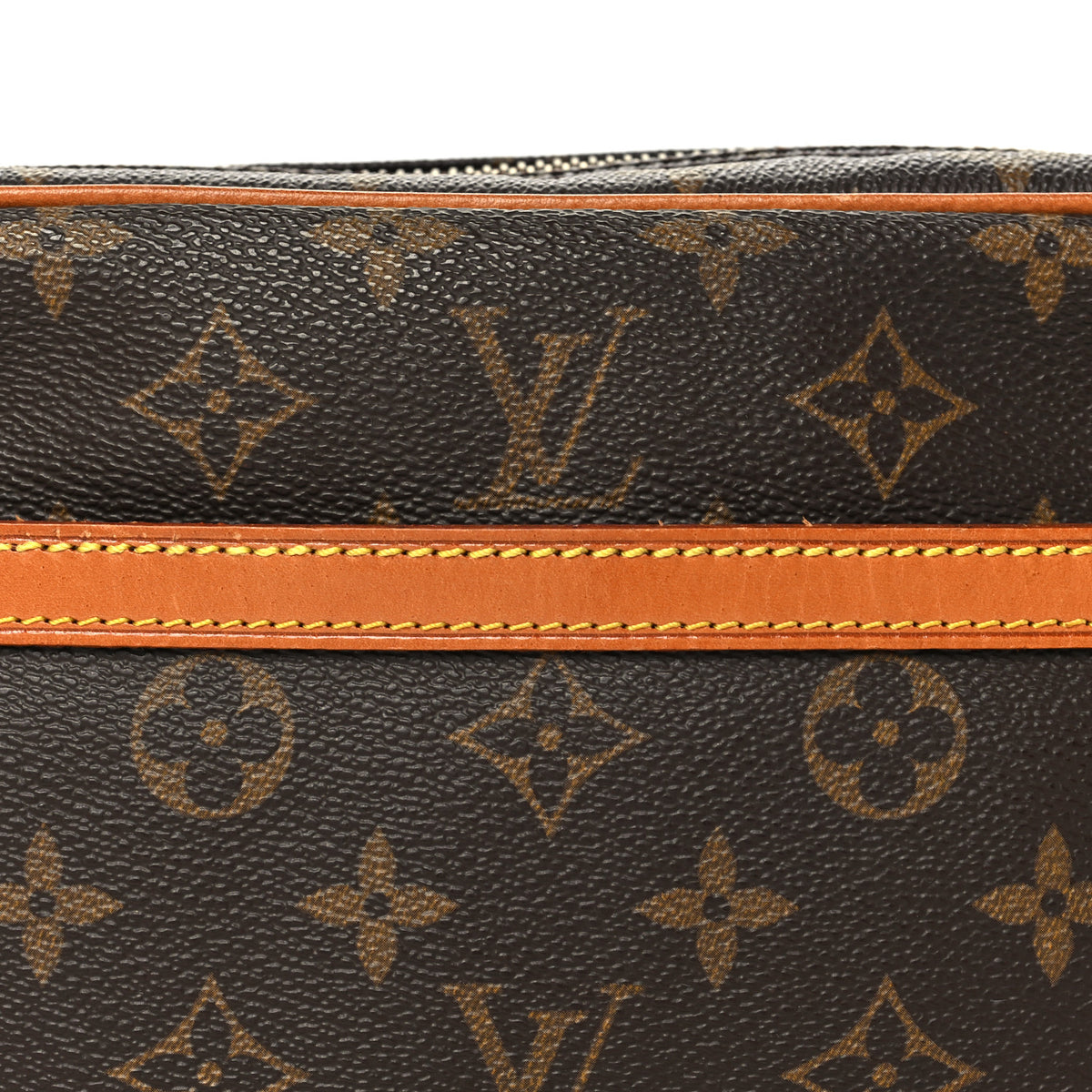 Louis Vuitton Monogram Compiegne 23 Toiletries 7 of 10
