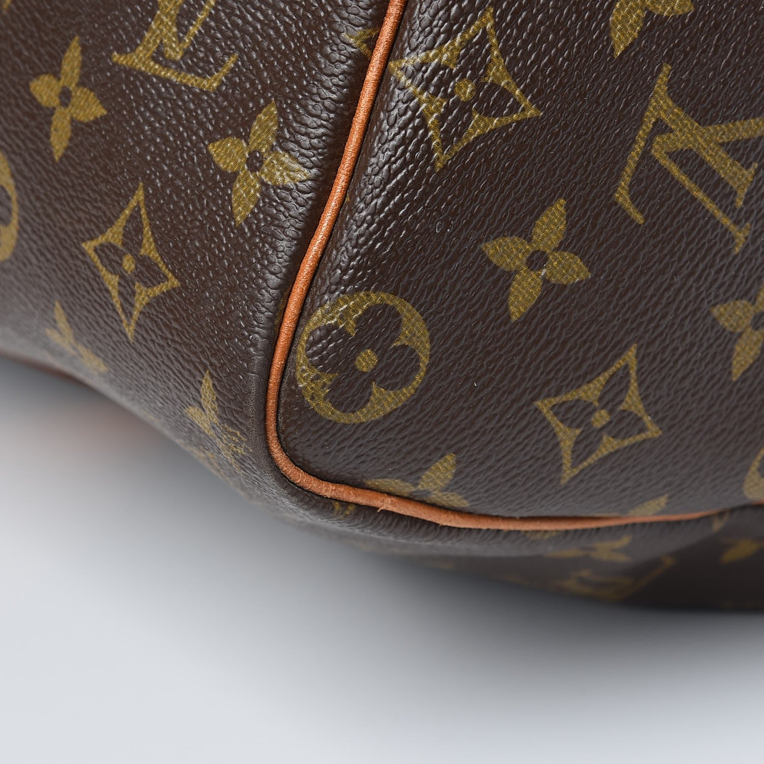 Louis Vuitton Monogram Keepall 45 27 of 27