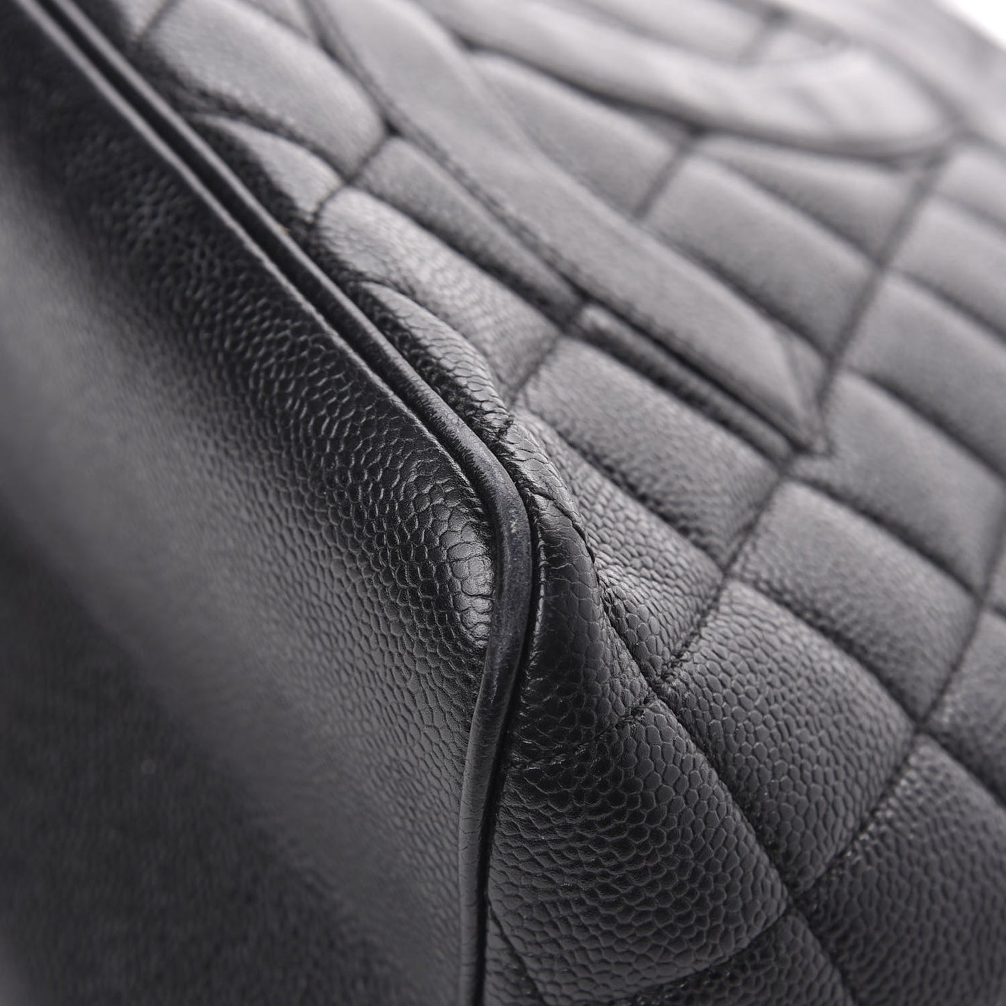 Caviar Quilted Medallion Tote Black