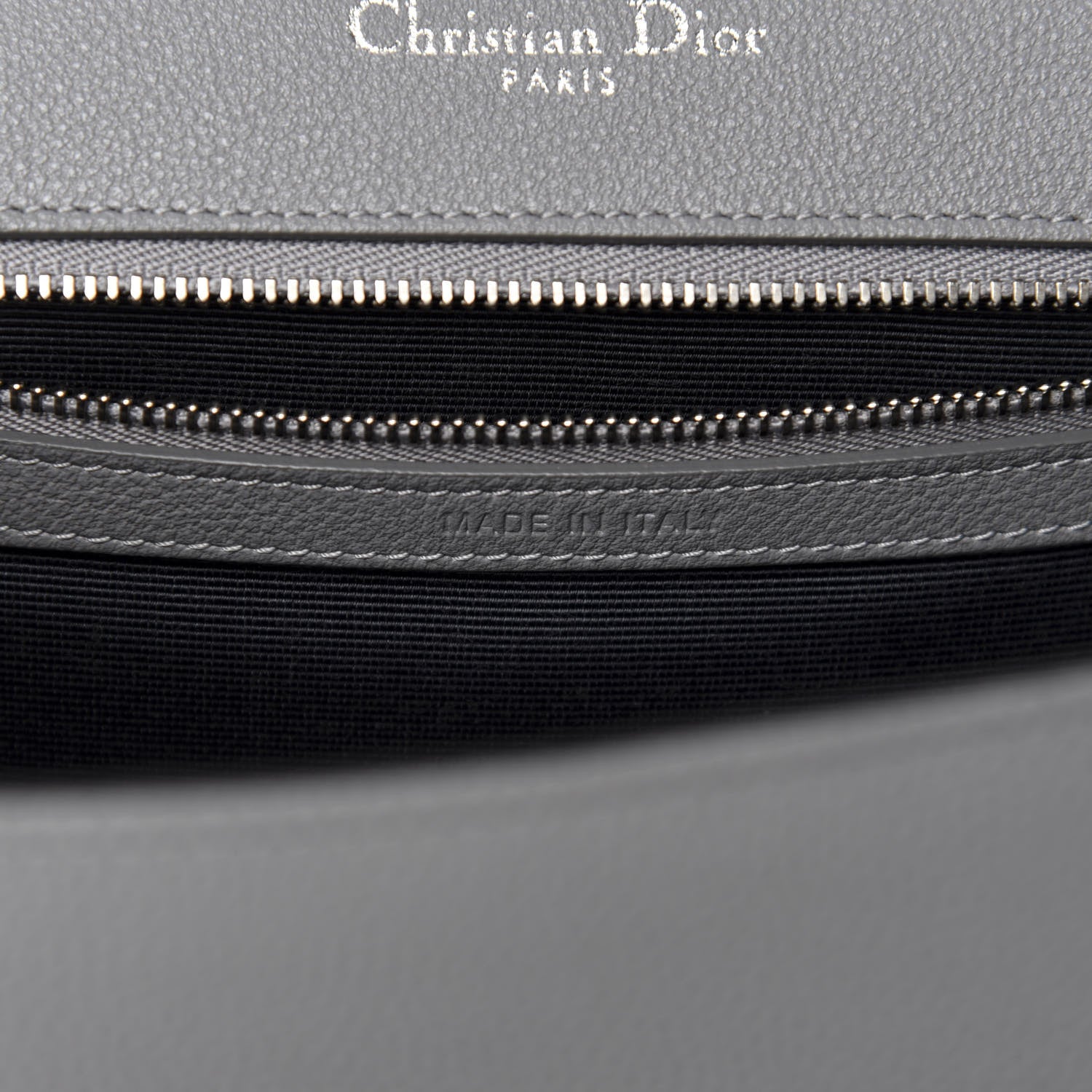 Christian Dior Grained Calfskin Medium Diorama Flap Bag Gris 9 of 11