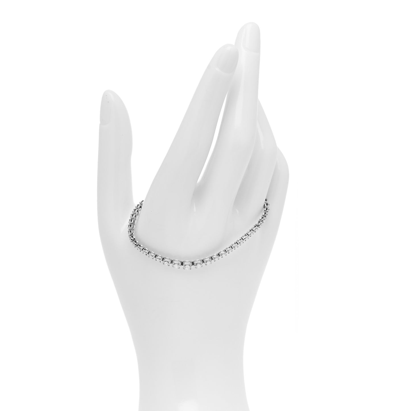 18K White Gold Diamond Graduated Tennis Bracelet