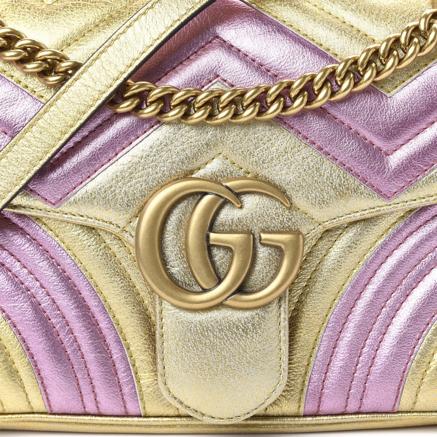 Metallic Calfskin Matelasse Small GG Marmont Shoulder Bag Gold Pink