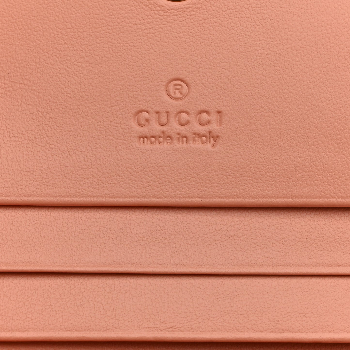 Calfskin Vertical Ring Matelasse GG Marmont Card Case Wallet Peachy Chic