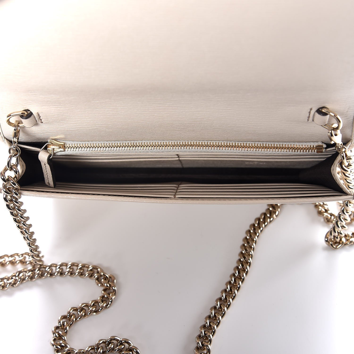 Gucci Textured Calfskin Medium Betty Chain Wallet White 5 of 7