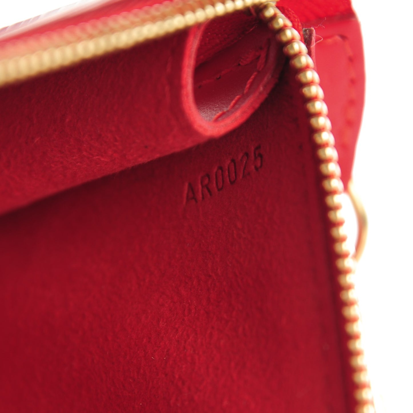 Epi Pochette Accessories 24 Castillan Red