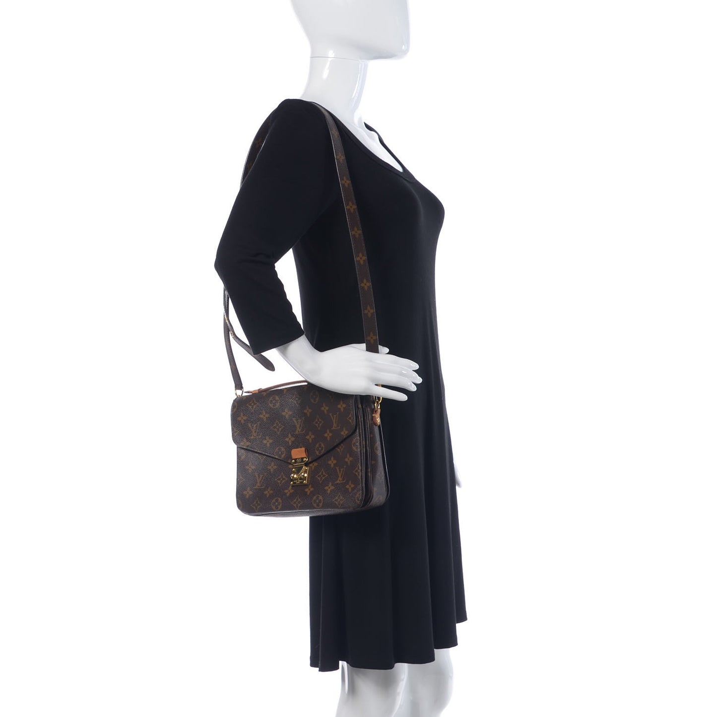 Monogram Pochette Metis