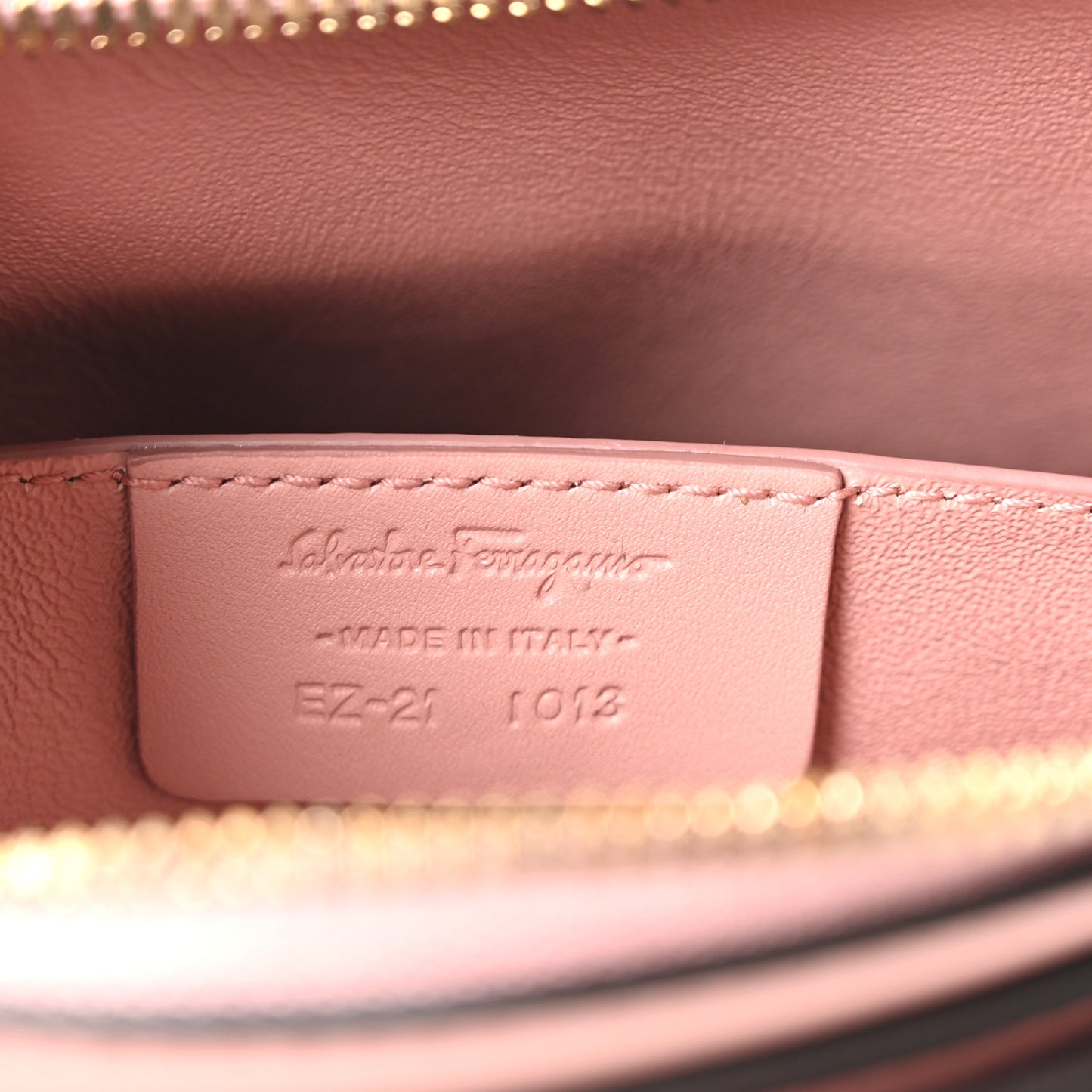 Calfskin Trifolio Crossbody Bag Antique Rose
