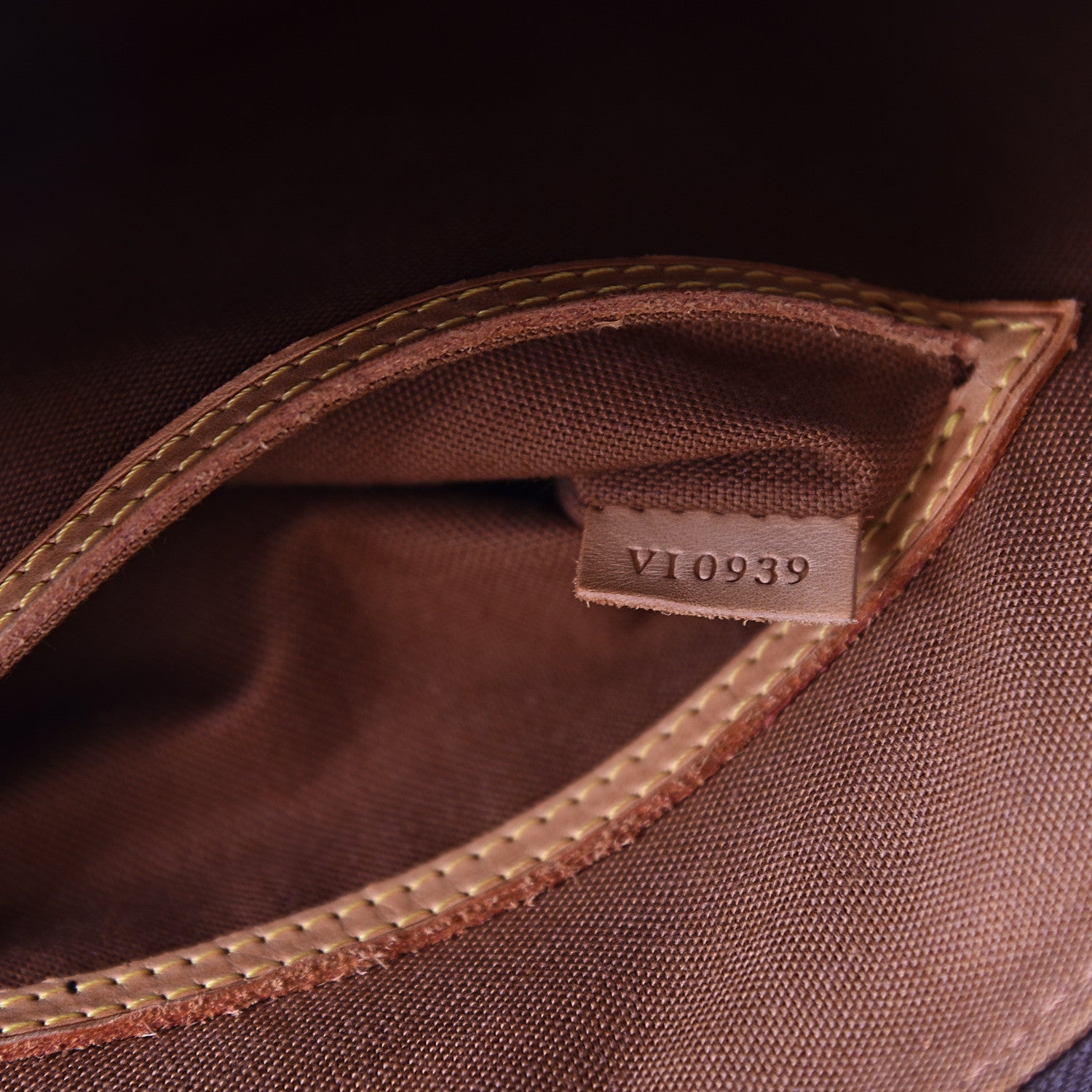 Louis Vuitton Monogram Alma PM 6 of 12