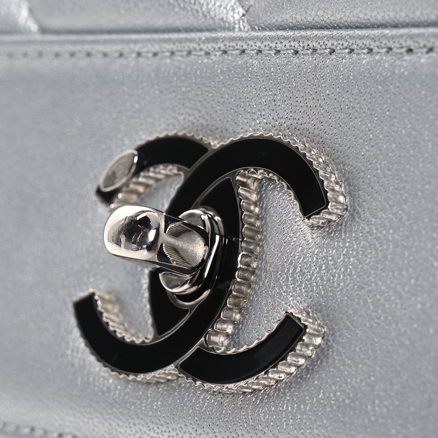 Chanel Metallic Sheepskin Chevron Quilted Medium Vintage Mademoiselle Flap Silver 13 of 17