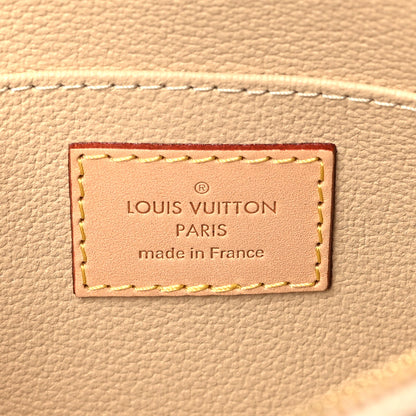 Louis Vuitton Monogram Giant Cosmetic Pouch Kaki 6 of 8