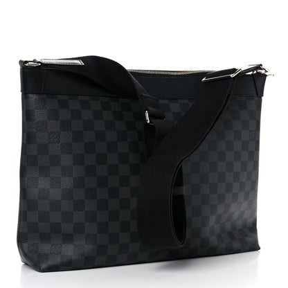 Louis Vuitton Damier Graphite Mick MM 2 of 11