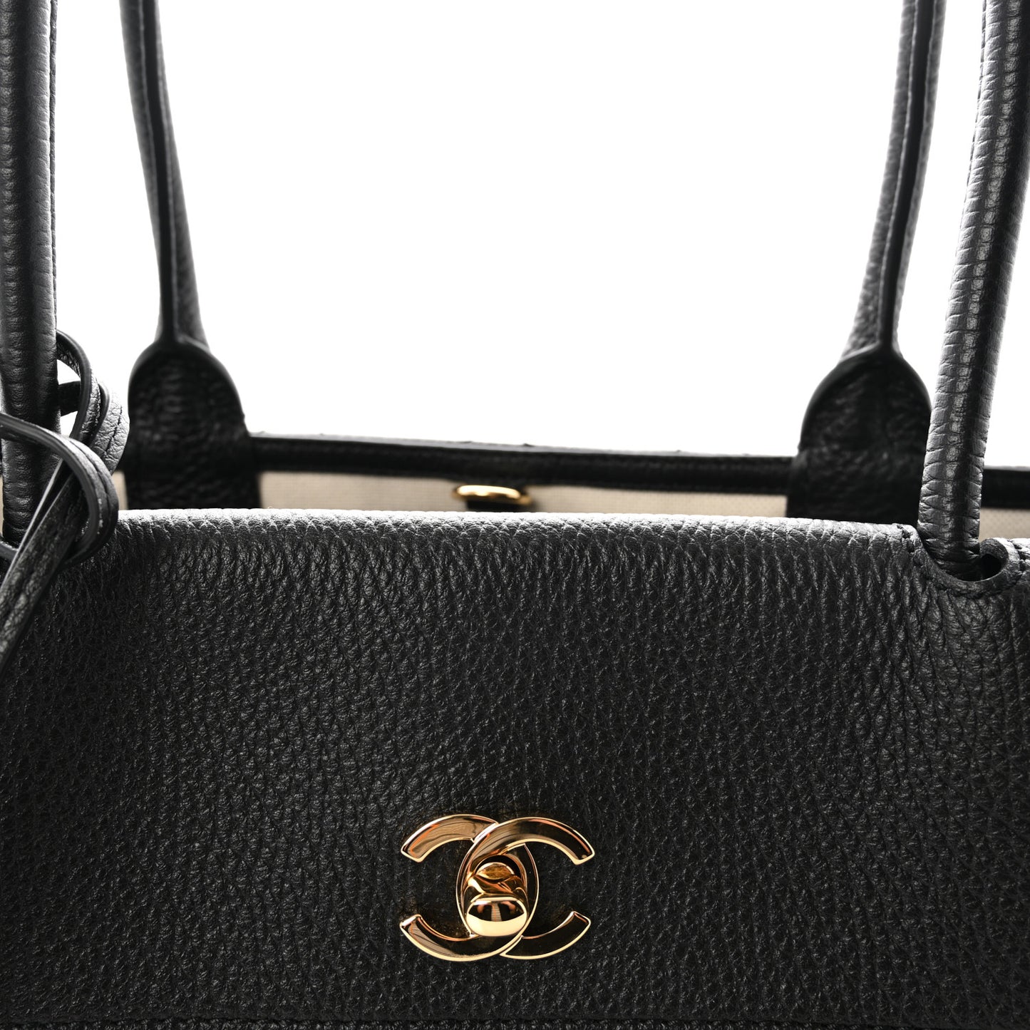 Grained Calfskin Stitched Urban Essentials Large Shopping Bag Black