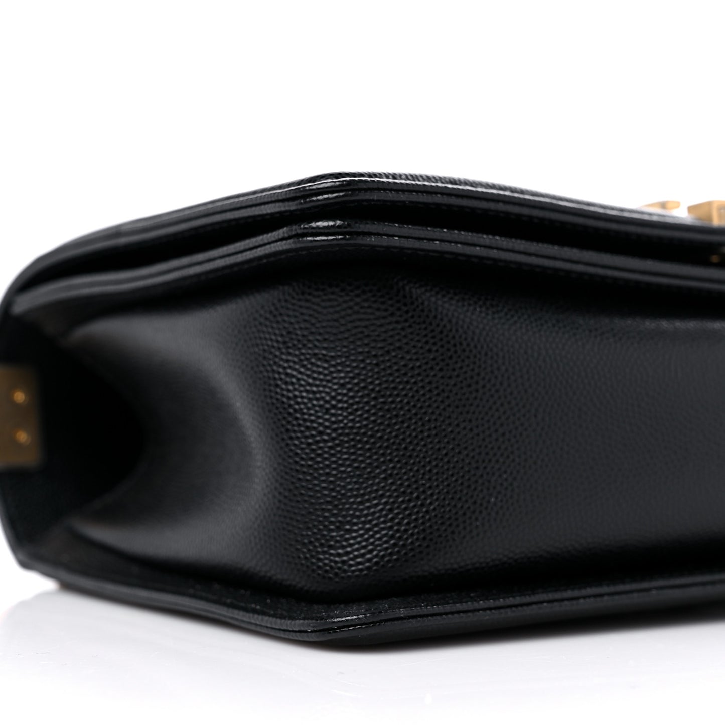 Caviar Quilted Medium Boy Flap Black