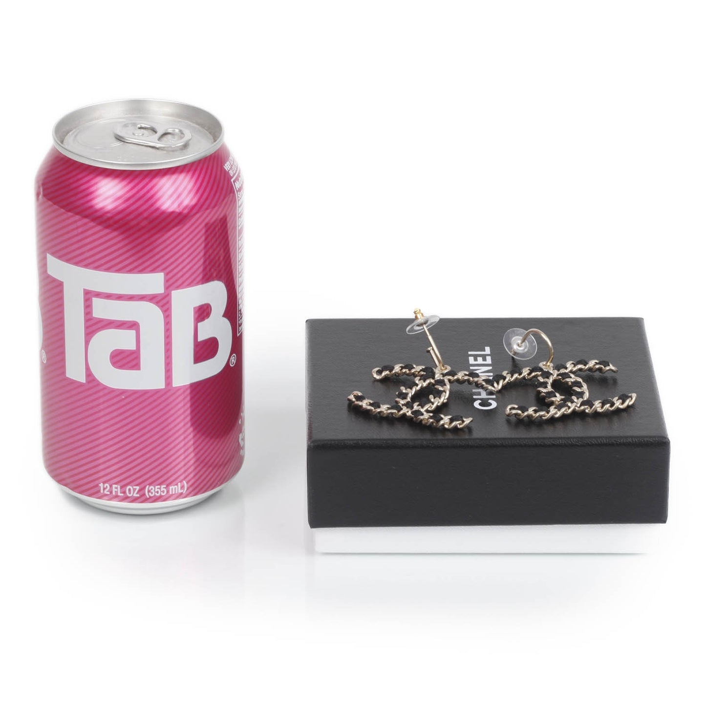 Satin CC Chain Earrings Light Gold