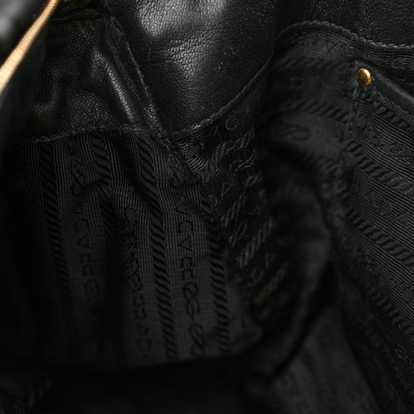 Tessuto Nylon Nappa Braided Gaufre Shopping Satchel Black
