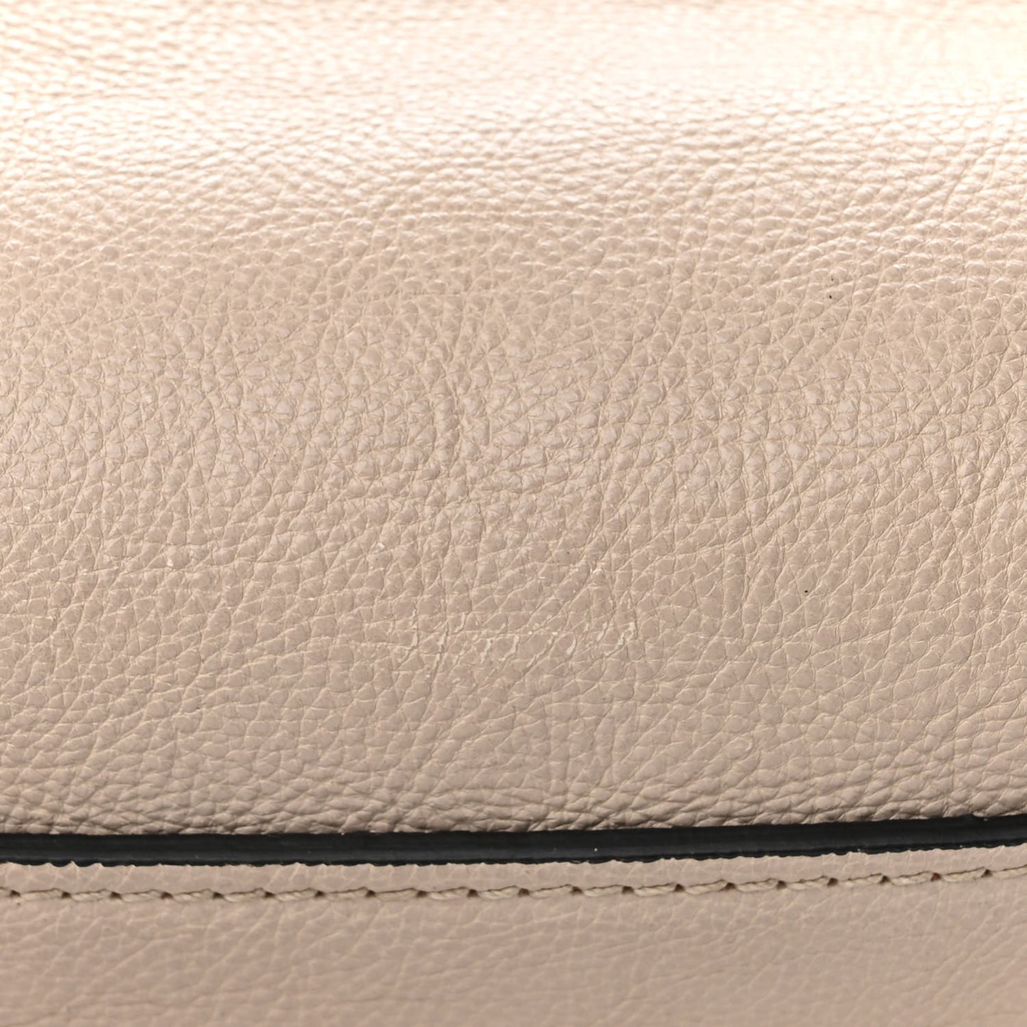 Vitello Daino Double Zip Tote Cammeo