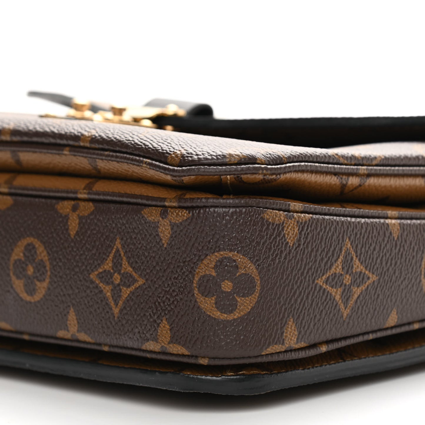 Reverse Monogram Pochette Metis