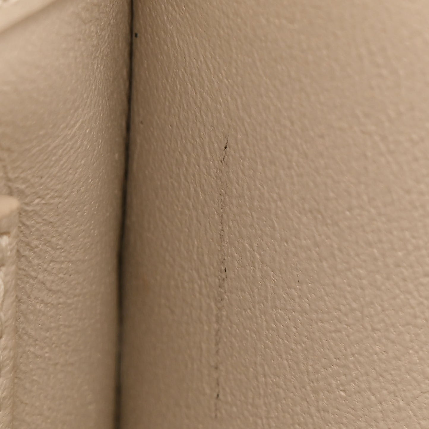 Smooth Calfskin Manhattan Shoulder Bag Crema Soft