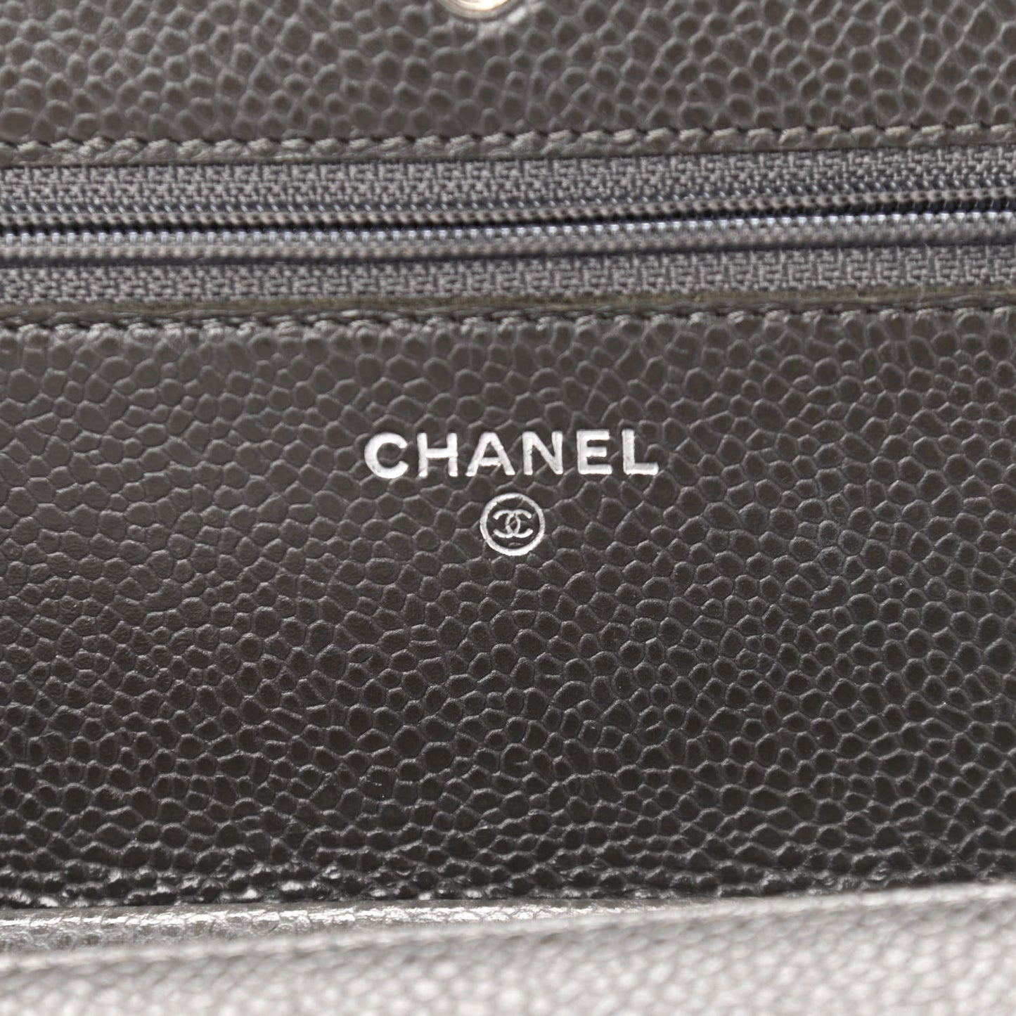 Caviar Quilted Wallet On Chain WOC Dark Grey
